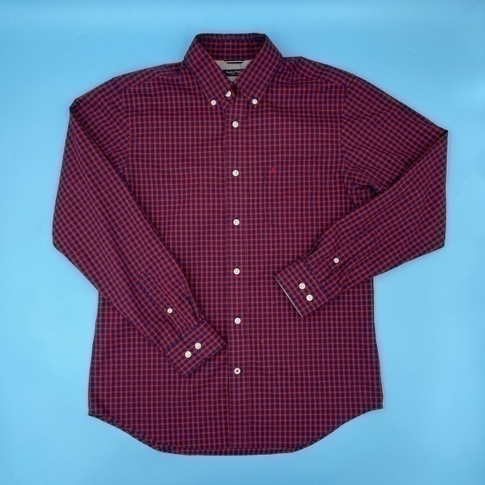 LIKE NEW! NAUTICA Button-Down Shirt